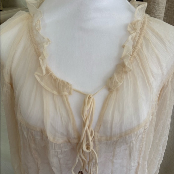Free People NWT woman’s sheer blouse medium - Picture 3 of 9